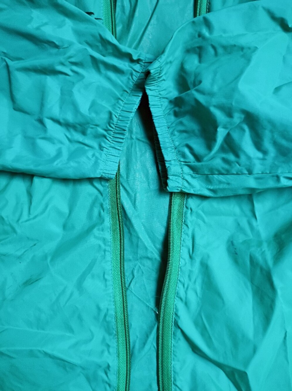 Helly Hansen Vintage Green Hooded Nylon Windbreaker Jacket Men's Small - Picture 4 of 7